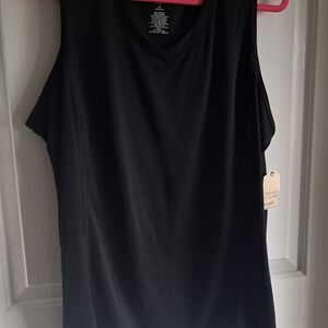 Women’s Black V-Neck Sleeveless Tank Top new With Tags.  1x